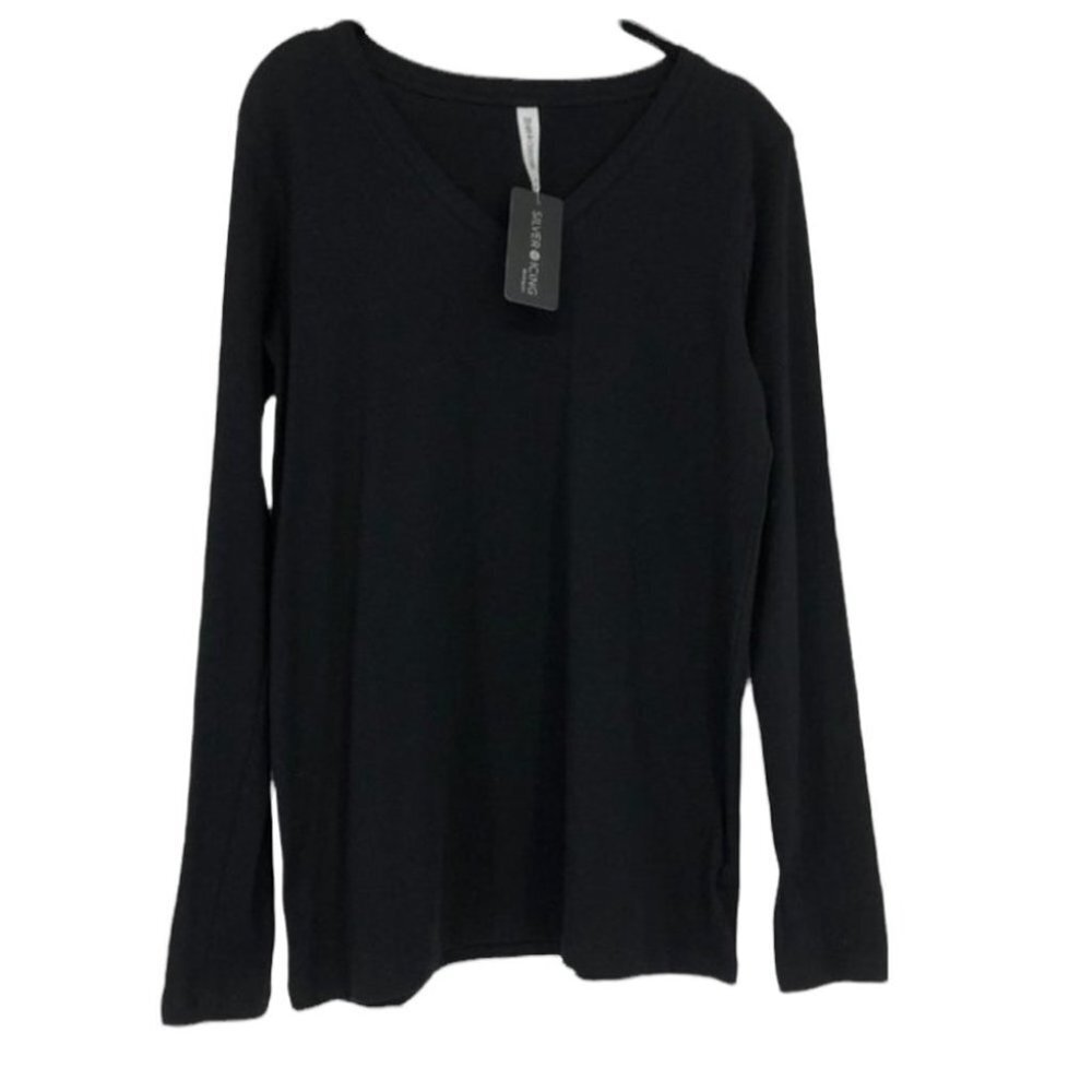 Zeana Outfitters Silver Icing NWT All Seasons black V neck long sleeve t-shirt